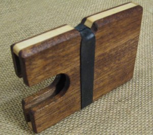 WoodenWallet Side